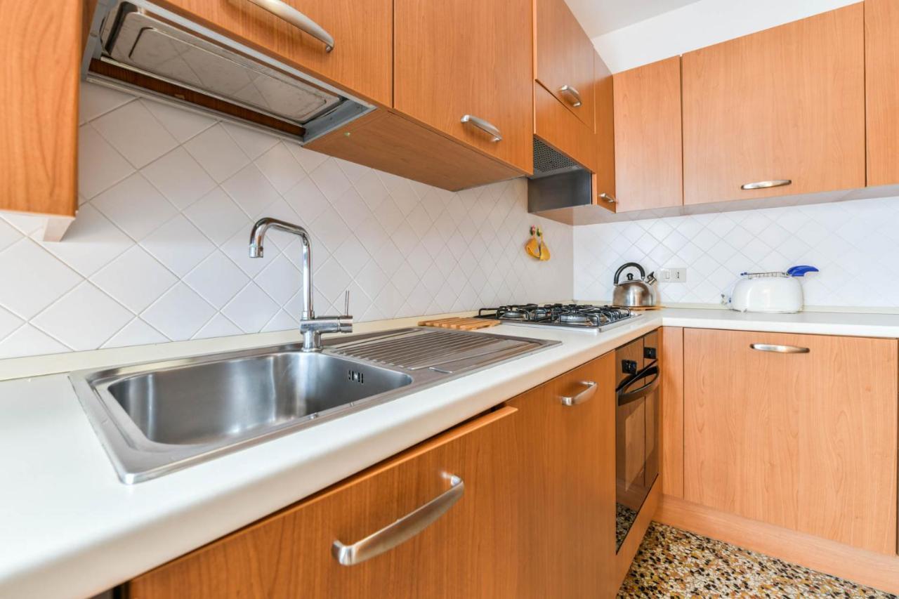 Mascareta, Apartamento *